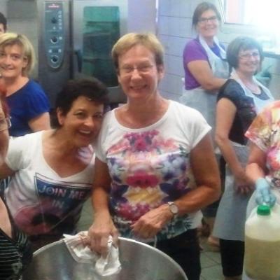 Préparation en cuisine, la veille