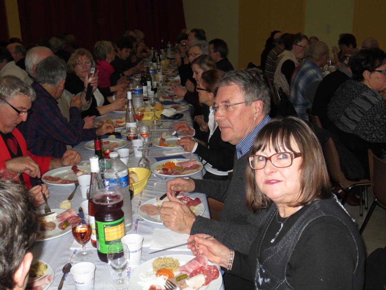 Les assiettes sont bien garnies.